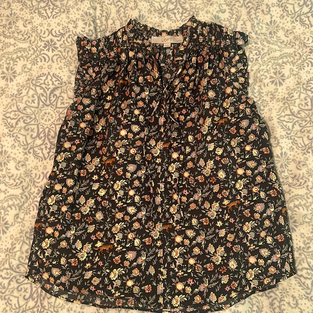 Loft flowy tank. Like new. Size XSP